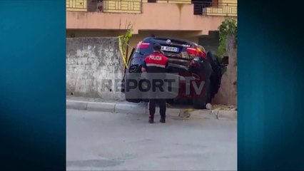 Report TV - Ndiqej nga policia, BMW X6-ta përfundon në avllinë e një shtëpie