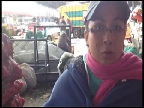 Comerciantes de Ambato enfrentan contrabando de productos - Teleamazonas