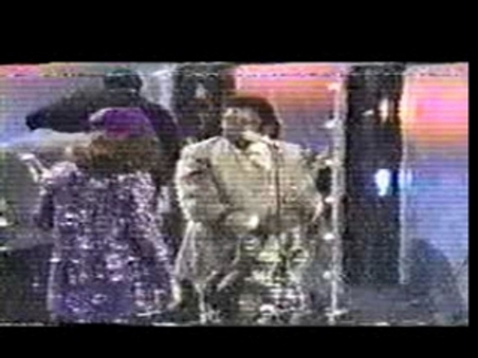 Aretha Franklin and Dionne Warwick - Say A Little Prayer