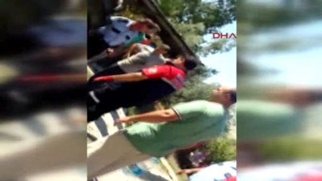 Adana Devilen Traktörün Altında Kalan Çiftçi Ağır Yaralandı