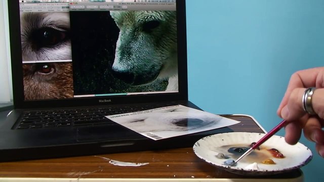 Découvrez comment cet artiste s'y prend pour créer de la fourrure dans ses œuvres... Le résultat final est époustouflant