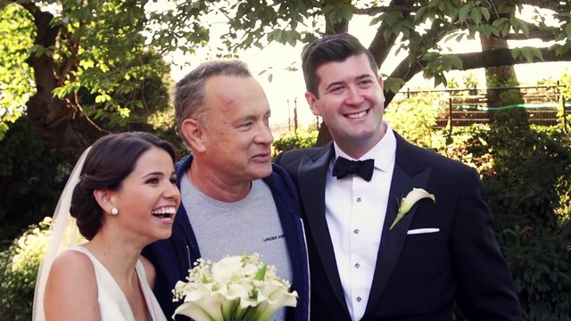 Tom Hanks s'inscruste en pleine séance photo de mariage
