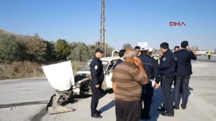 Konya Tır, Otomobile Çarptı: 1 Ölü