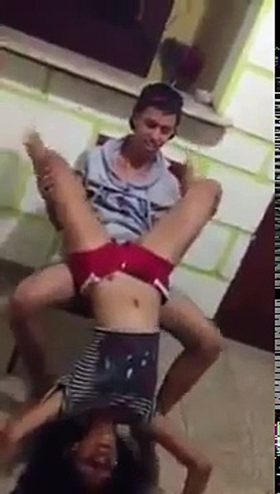 chicas perriando
