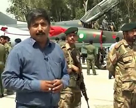 Pakistan Airforce Mirage Fighter Jet Landing on Motorway M2 - 2016