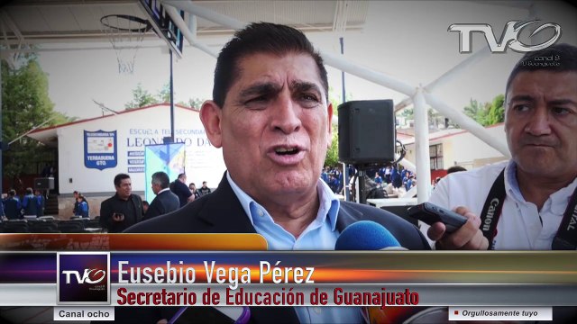 Las escuelas secundarias en el estado sufren escasez de maestros, reconoció el secretario de educación Eusebio Vega Pére