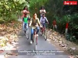 Gorakhpur: Boys and girls duet stunts on cycle for #Bikeathon
