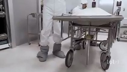 Autopsia Alieno Con Naso Strano