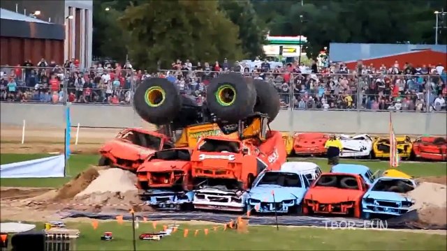 Best of Monster Truck Fails, Crash and Backflips to 2013