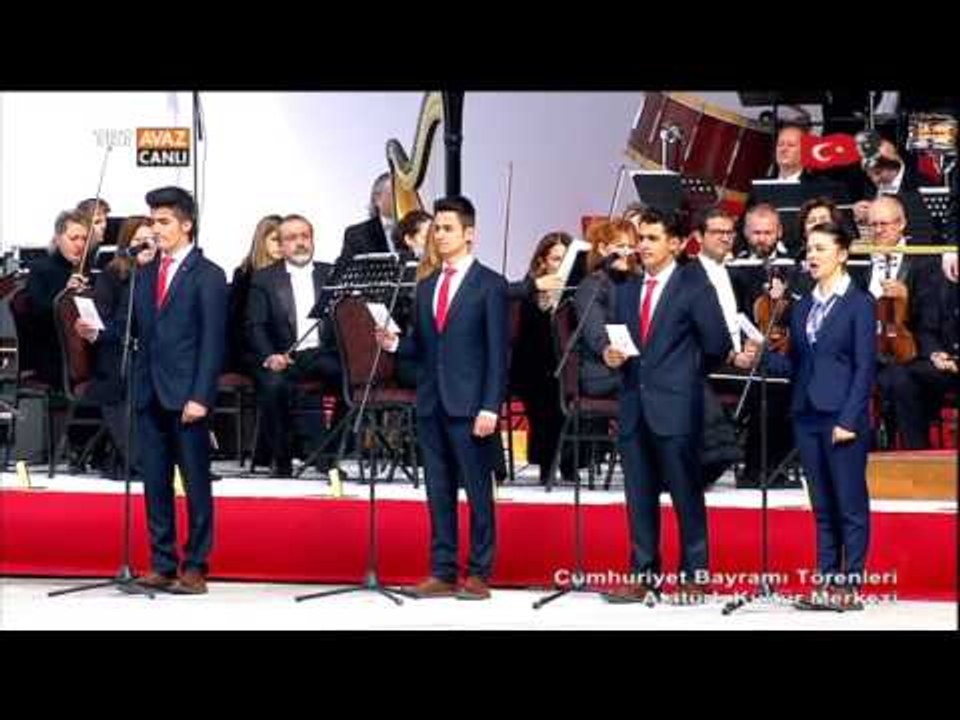 Arif Nihat Asya'nın Bir Bayrak Rüzgar Bekliyor Şiiri - Cumhuriyet Bayramı Törenleri - TRT Avaz