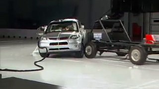 2007 Acura RDX side IIHS crash test