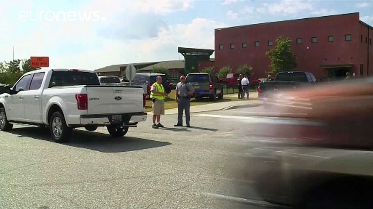 Schüsse an US-Schule: 14-Jähriger verletzt mehrere Menschen