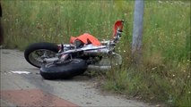 Il casse le moteur de sa moto en faisant des roues!