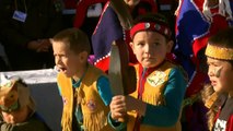 Royals watch Native American dances on Canada tour