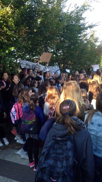 Blénod les Pont à Mousson manif des collégiens