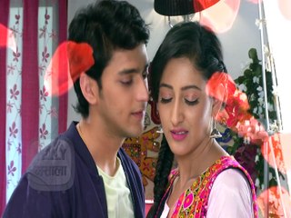 Aww!! Aryan Kiss Sanchi | Ek Rishta Saajhedari Ka