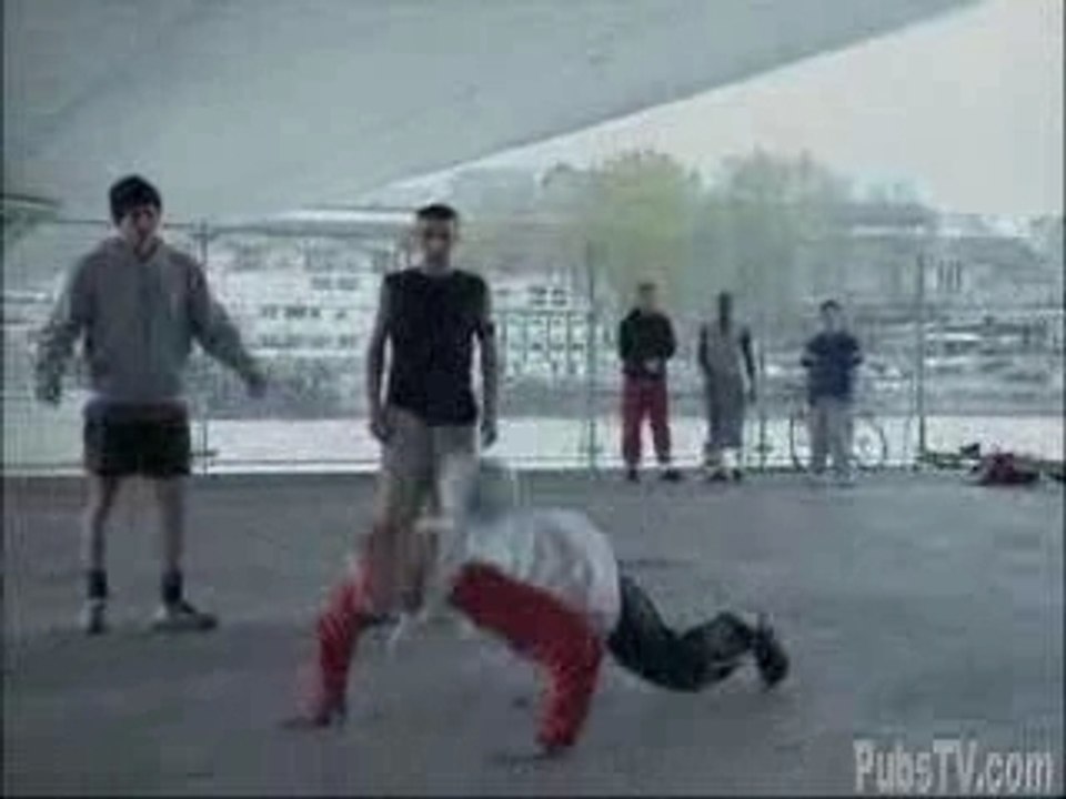freestyle animation vs ronaldinho