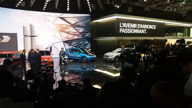 Mondial de l'Automobile à Paris - Réactions de nos reporters après la conférence BMW
