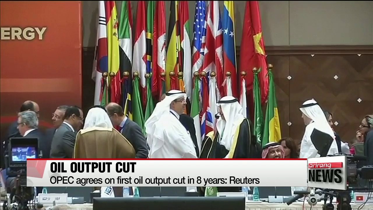 OPEC members agree to cut oil production: Reports
