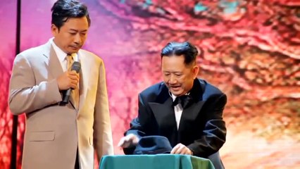 Ảo Thuật Hột Gà  -Mạc Can, Mc Việt Thảo - Show Huyền Thoại 3 [Official]