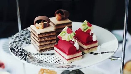 AFTERNOON TEA WITH THE BEST VIEW OF LONDON - TOPJAW AT RADIO ROOFTOP