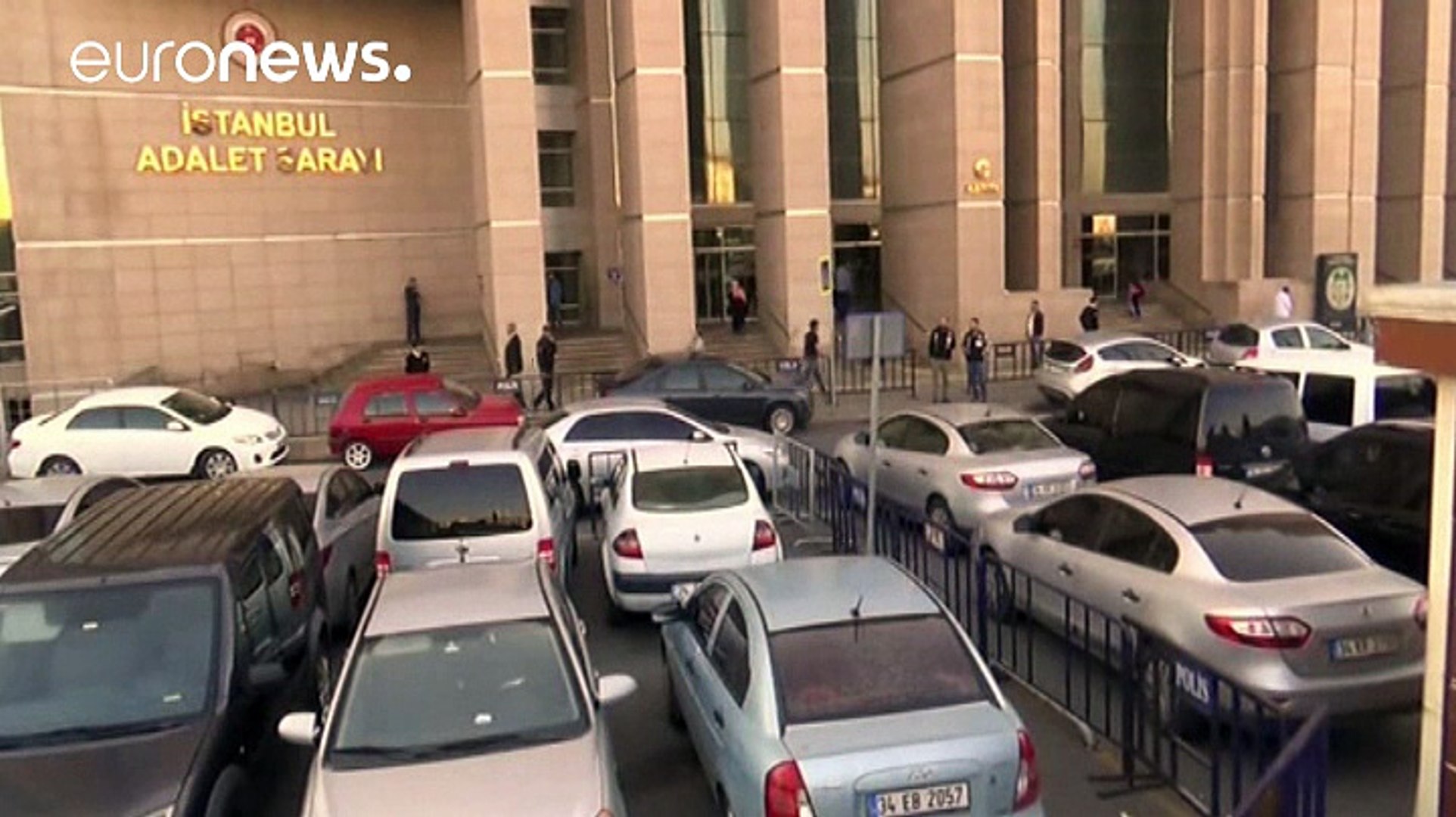 Guardas prisionais na mira das autoridades turcas