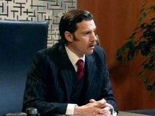 I.T crowd doblaje bahoc