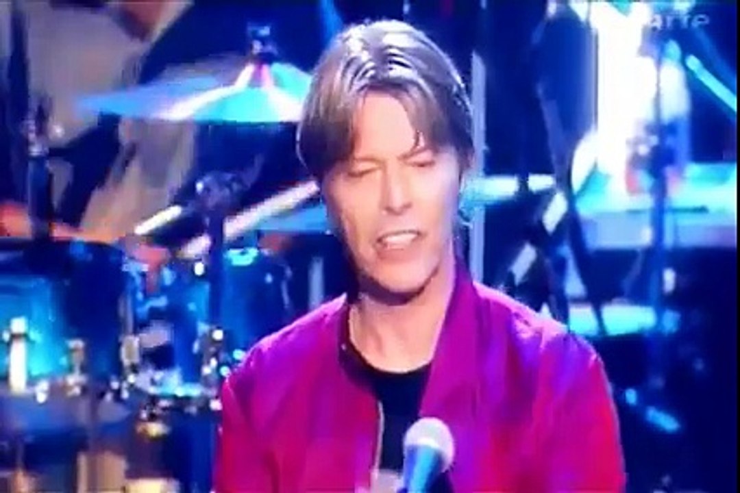David Bowie - Let's Dance (Live- HQ)-