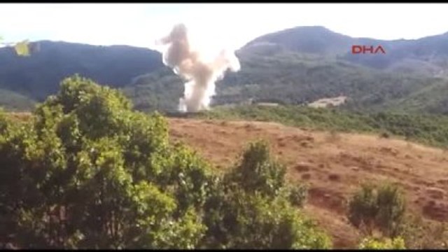 Tunceli'de Terör Örgütünün Patlayıcıları İmha Edildi