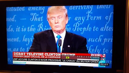 Debat Trump contre Hillary la tricheuse