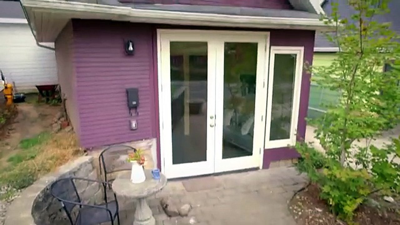 Il rénove son garage de fond en comble pour en faire un endroit super cosy !