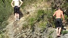 Plongeon d'une falaise a Nime