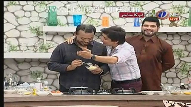 What Sahir Lodhi Said When Doctor Was Continuously Watching Girls While Giving Tip