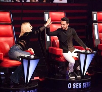 Hadise ve Murat Boz Ders Kitabına Girdi