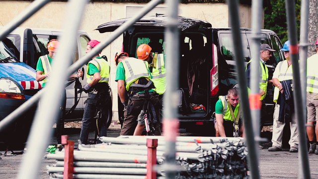 Adrénaline - ski : La construction du Sosh Big Air