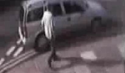 Öğrenci annelerinden alkollü şoföre engel