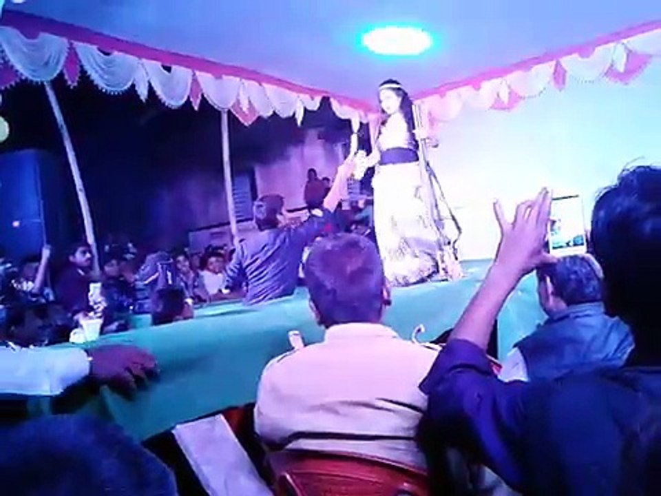 Bhojpuri Item Dance