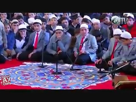 Küçük Sesden Müthiş Kaside Seslenisi