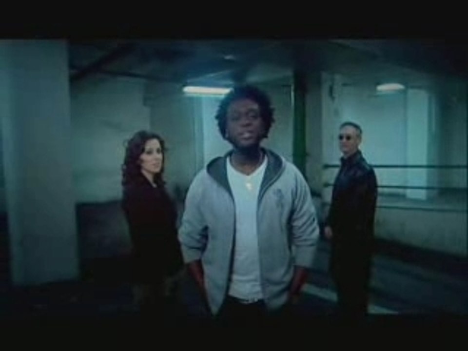 Les Enfoirés - Le Temps qui court