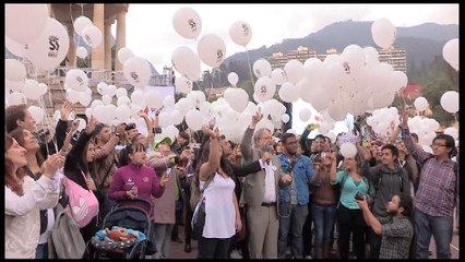 Mockus participa en acto simbólico e invita a colombianos a entregar las armas