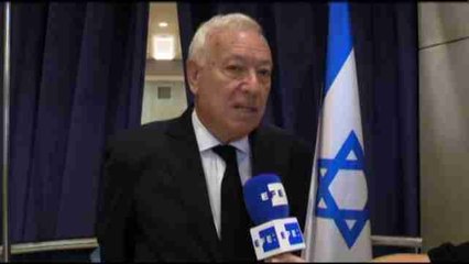 García Margallo resalta la figura de Peres como "hombre de paz"