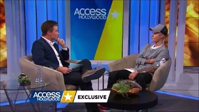 Selena Gomez Changes Her Number So Justin Bieber Cant Call Her Anymore