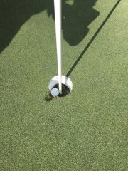 Rory McIlroy casse un trou