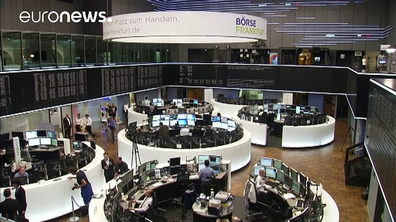 «Μαύρη» εβδομάδα για τη Deutsche Bank, αποσύρουν χρήματα τα hedge fund