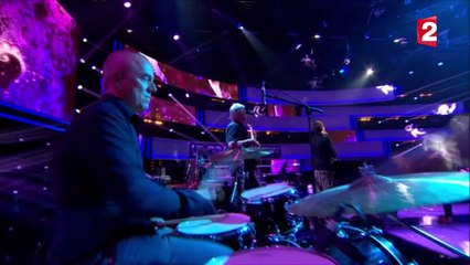 EXCLU AVANT-PREMIERE: Christophe Maé reprend avec Véronique Sanson le titre "Besoin de personne" demain dans "Le Grand S