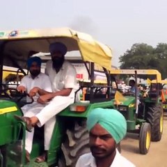 viral video john dheere tractor touchan video 2016