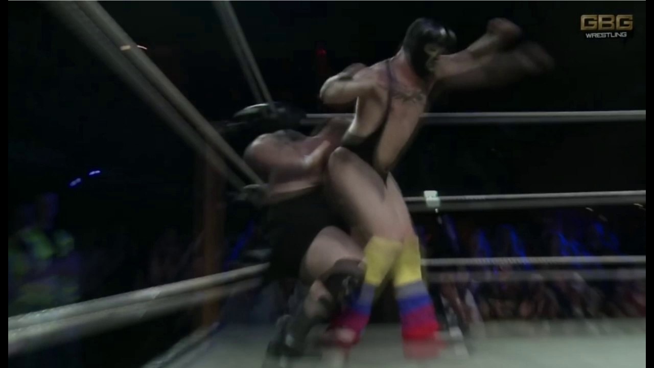 Carlos Classico stinkfaces Harley Rage
