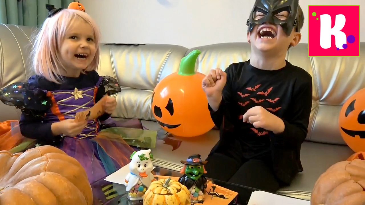 ЧЕЛЛЕНДЖ у Макса и Кати Хэллоуин найти Конфеты или Монстры