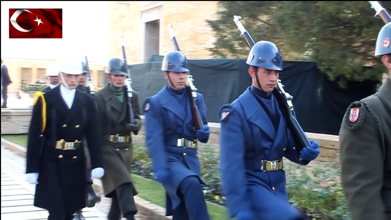 ONUR GENÇ İZİNDEYİZ ATAM