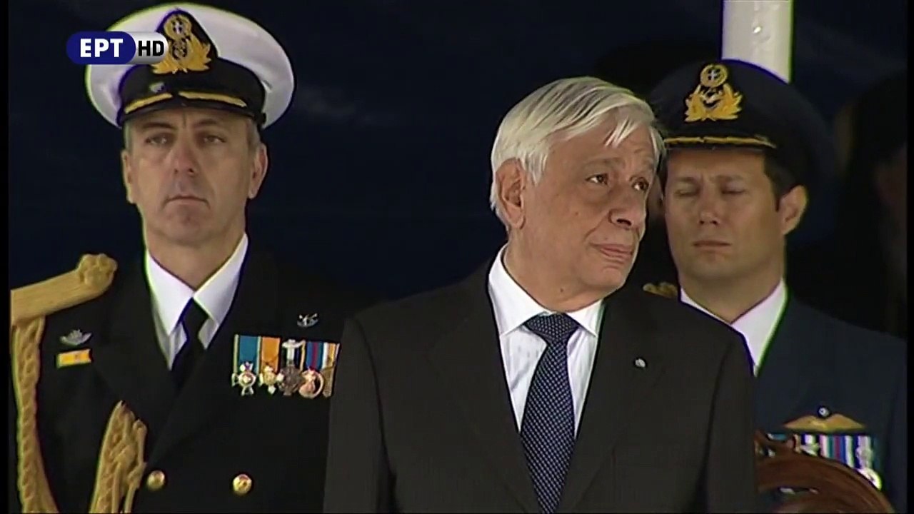 Η επίδειξη και το μήνυμα του πιλότου Σωτήρη Στράλη